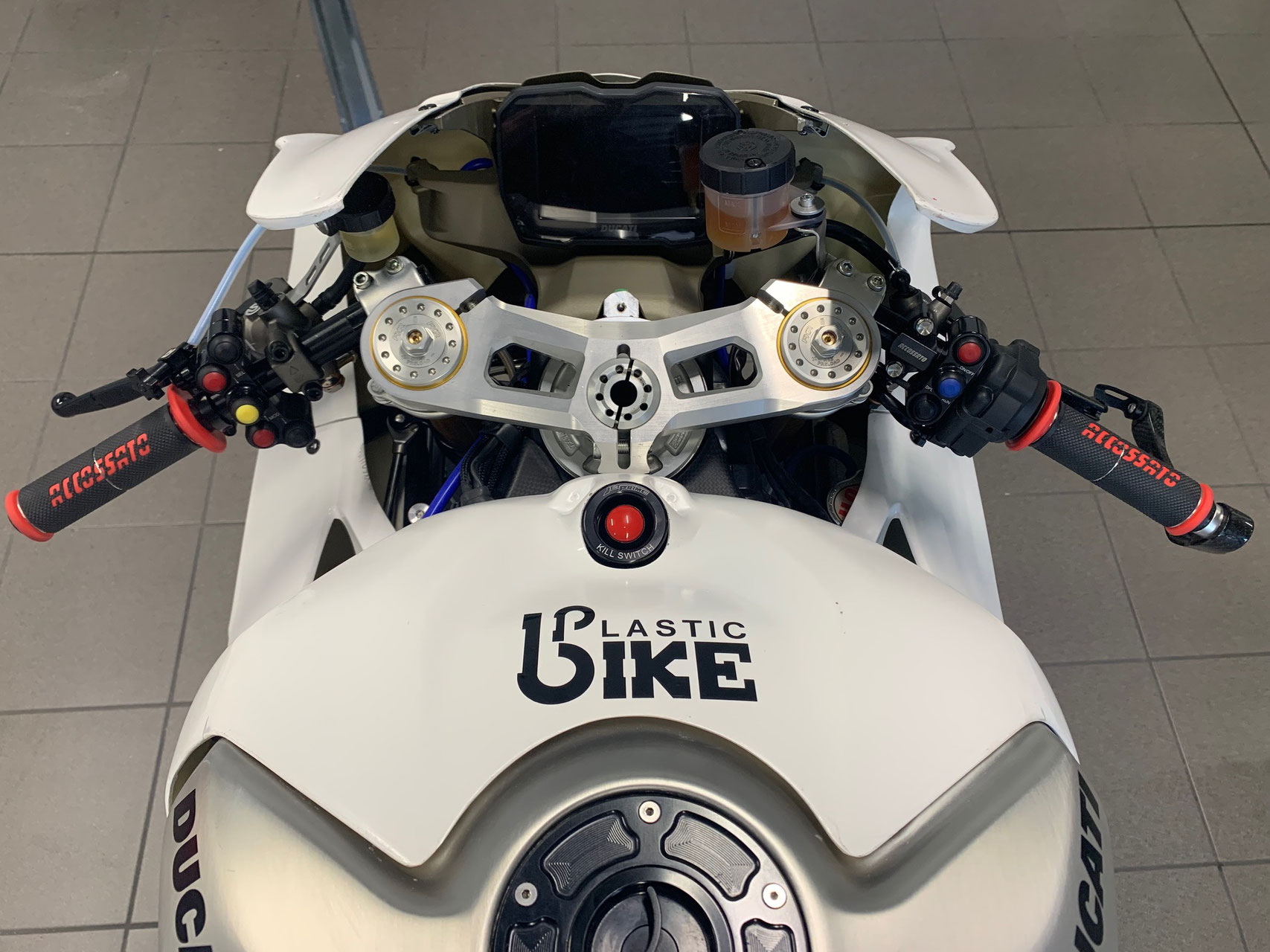 DUCATI - RAID-ZERO DUCATI - RAID-ZERO