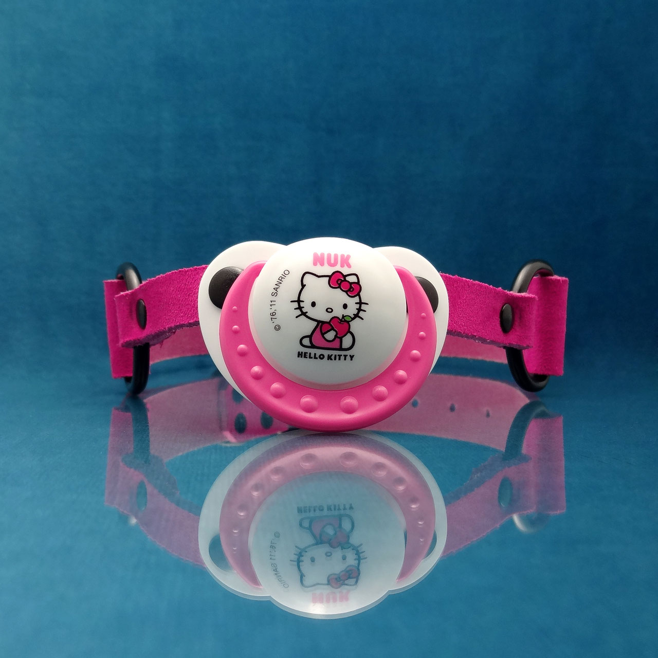 Hello Kitty Pink Pacifier Gag