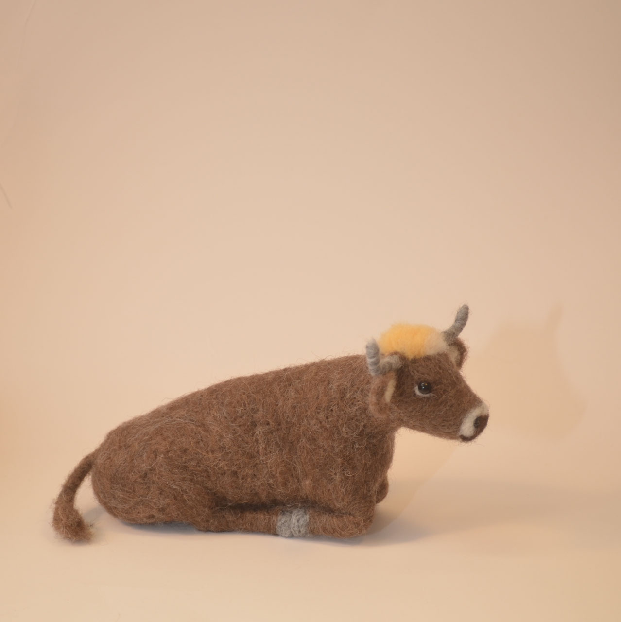 Liegender Ochse Aus Echtfell - 24cm Krippenfigur Naturprodukt