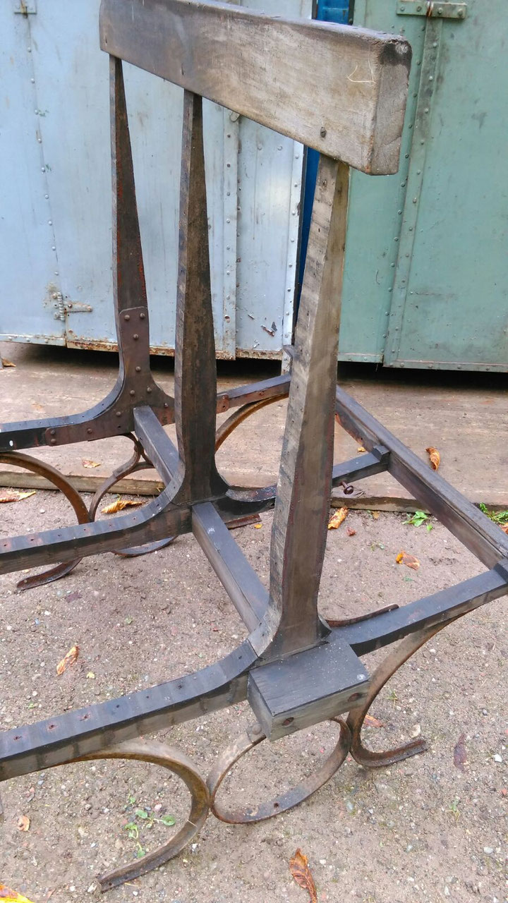 Stühle, Bänke & Liegen - VILLATERRA Vintage Industrie Design