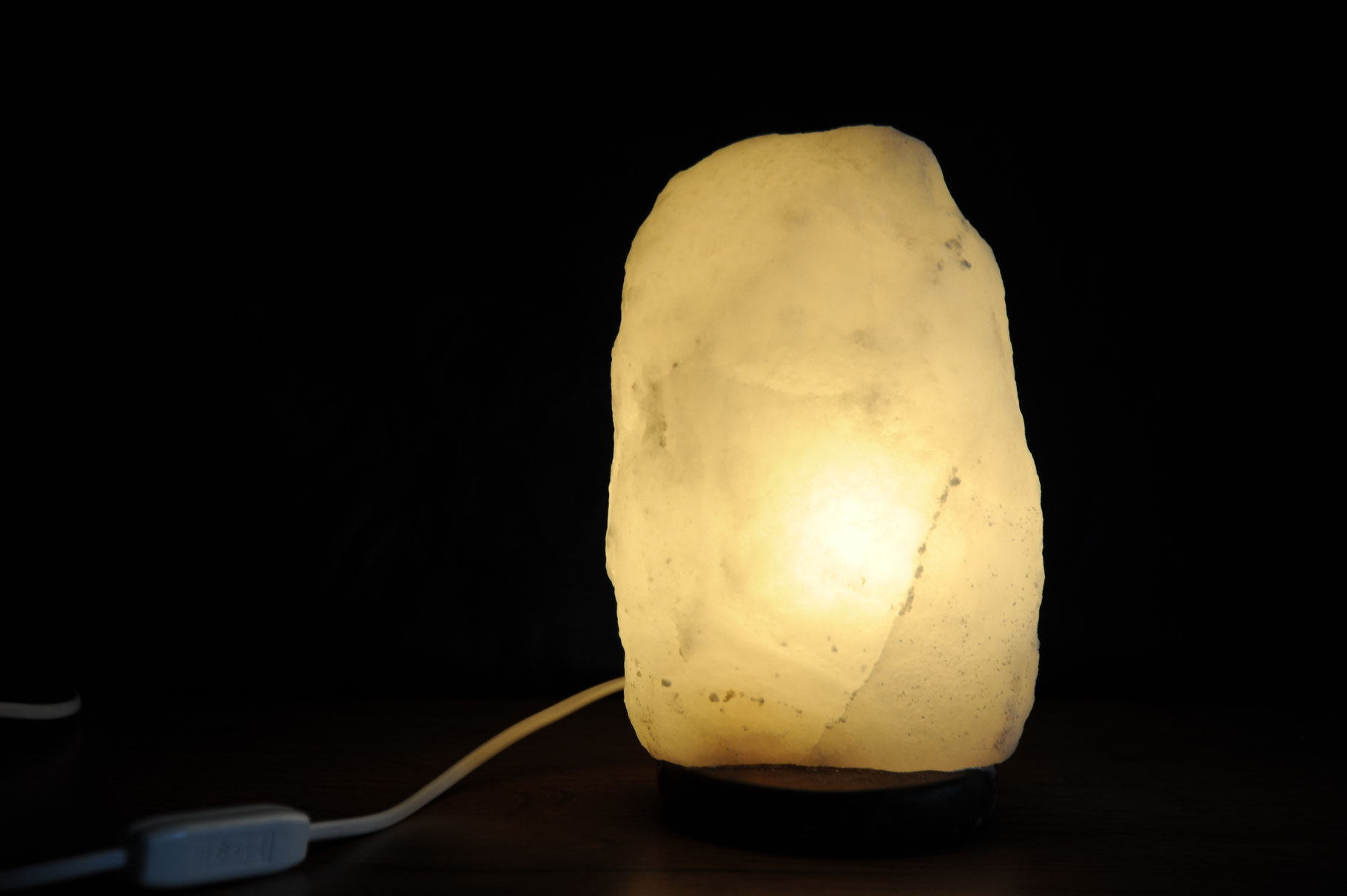 Lámpara de piedra de sal del Himalaya - Cosmética natural ecológica