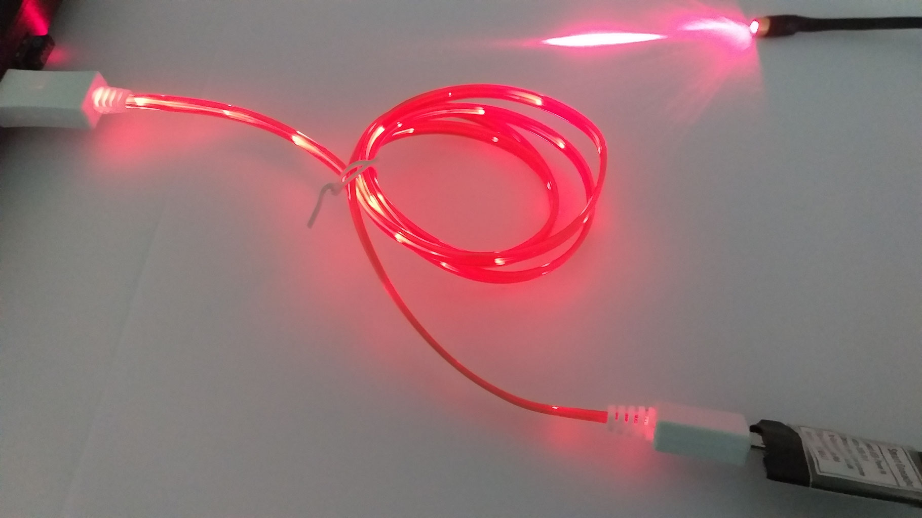 Micro-USB-Kabel mit LED Licht (blaue LEDS) - SmartGeocaching