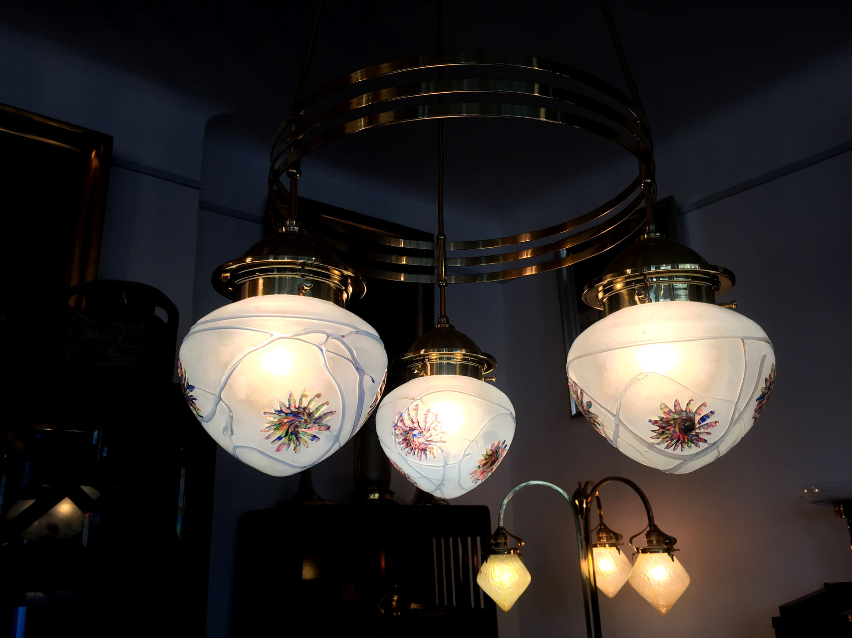 Antik + Tischlampen + Beleuchtung - Luxus Second Hand Wien