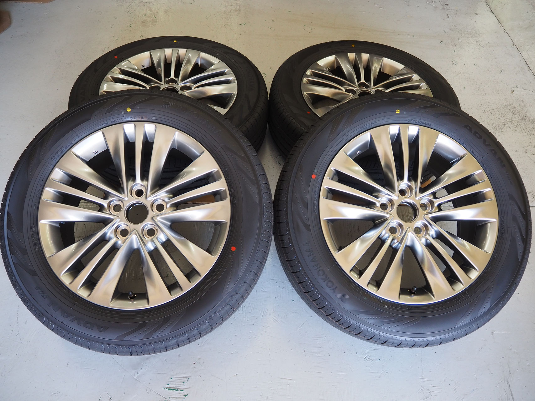 本日限り値引き　スズキ純正　アルミホイール　2024年製　195/80R15 楽天市場】195／80r15 スタッドレス（スタッドレスタイヤ