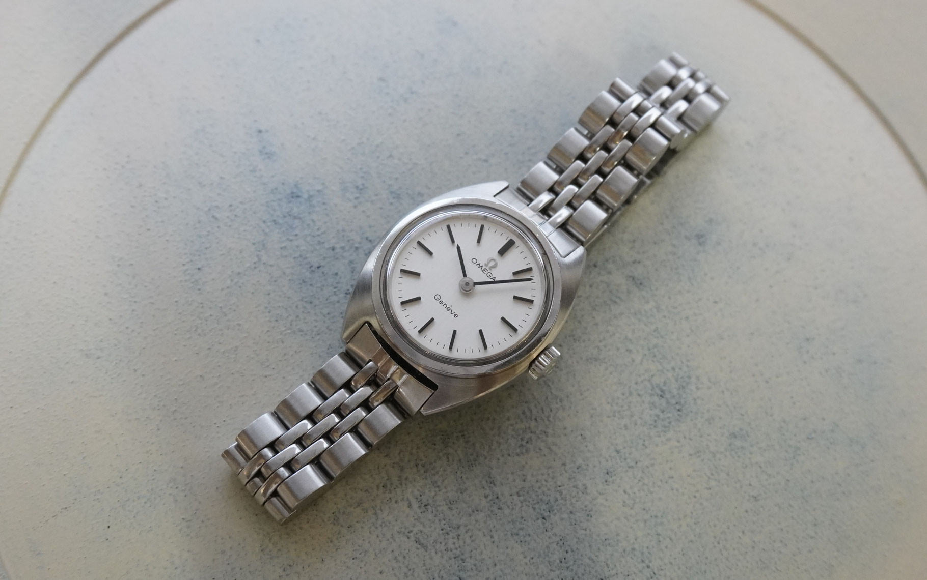 OMEGA ビンテージ手巻き時計 オメガ OMEGA ｜ラウンドケース｜手巻き・1958年頃製