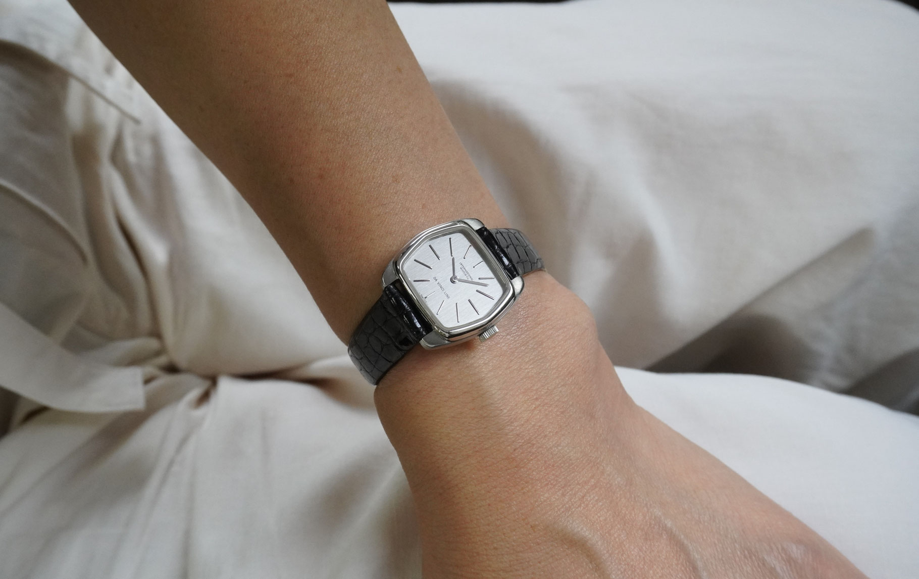 530 LONGINES 時計　レディース　自動巻き　シルバー　ヴィンテージ 530 LONGINES 時計レディース自動巻きシルバーヴィンテージ