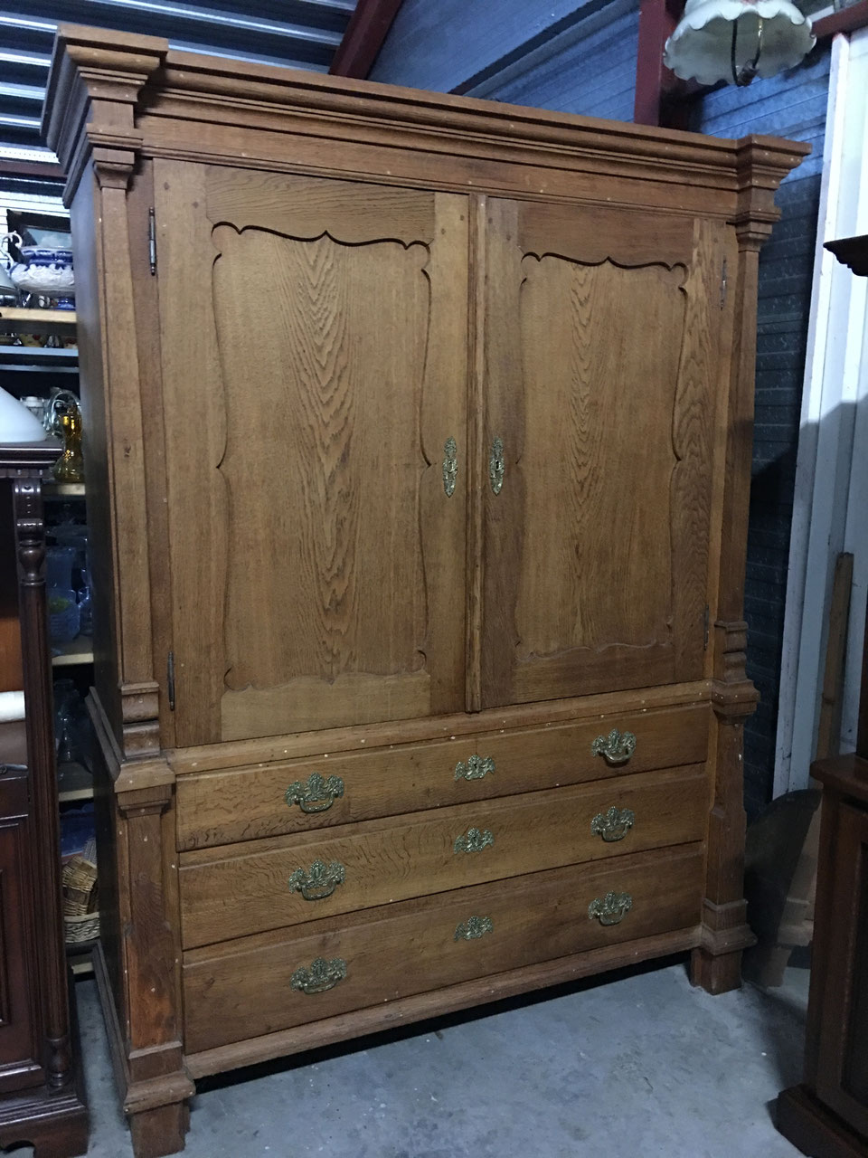 Noord West als je kunt In zoomen Goedkope oude kasten en tweedehands of antieke dressoirs - Loohuis Antiek & Klokken Noord West als je kunt In zoomen Goedkope oude kasten en tweedehands of antieke dressoirs - Loohuis Antiek & Klokken