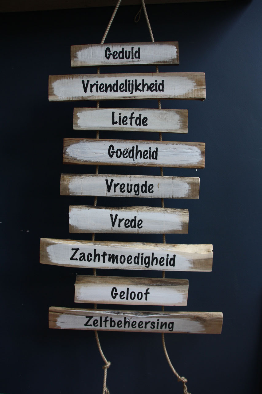 Vruchten van de geest houten tekstborden Vruchten van de geest houten tekstborden