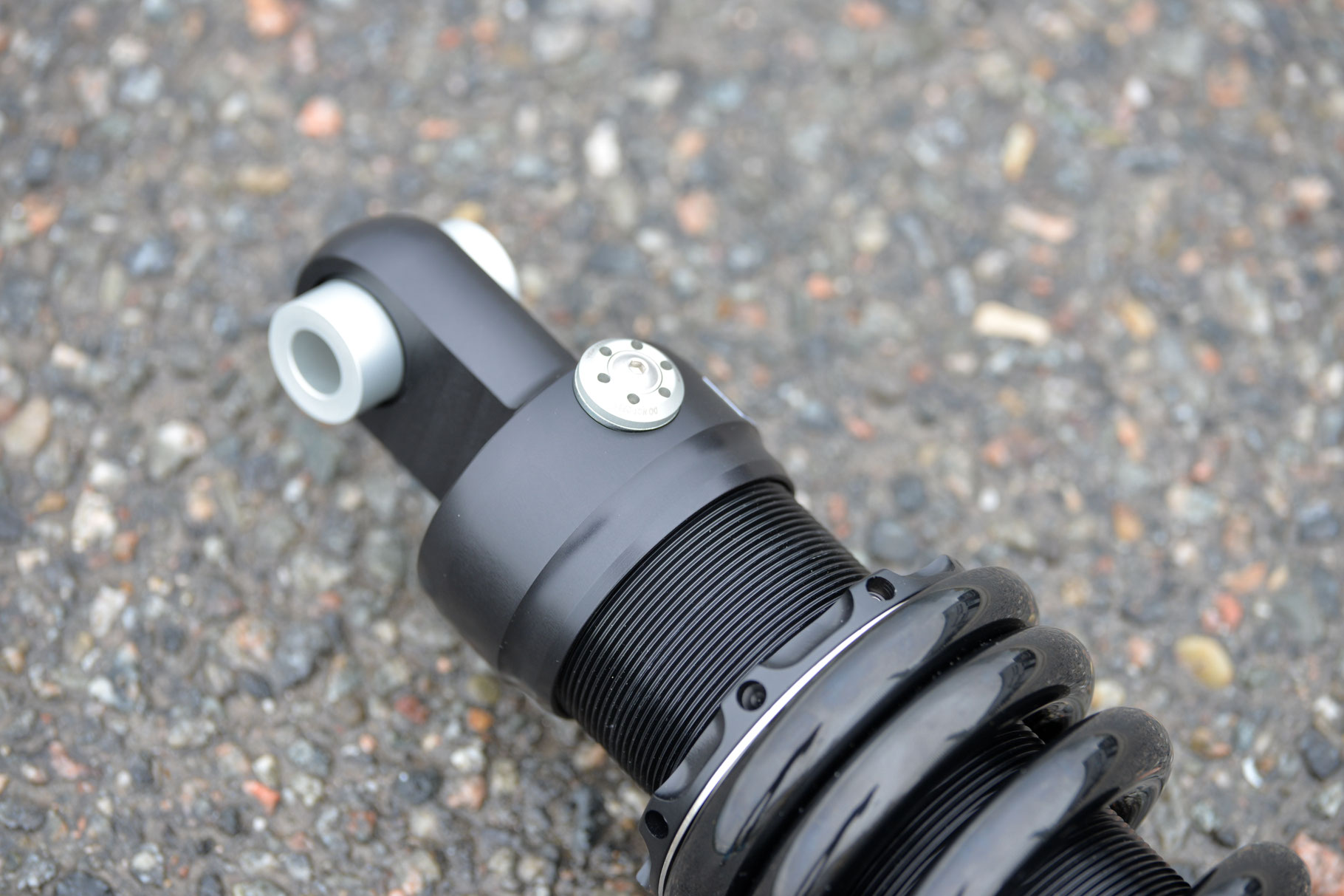 WalzWerk® LOWERING REAR SHOCK for BMW R18 WalzWerk® Motorcycles