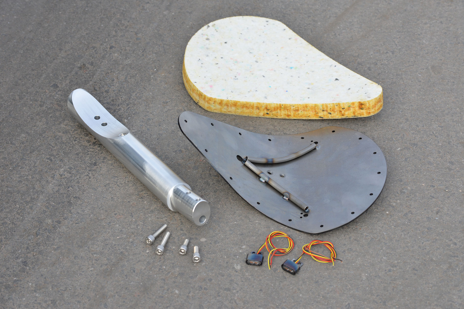 Schizzo Bobber Seat Kits Walzwerk Motorcycles