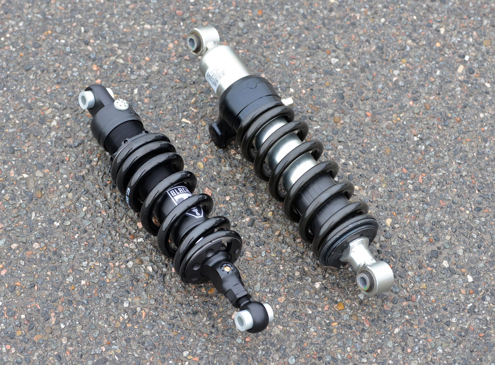WalzWerk® LOWERING REAR SHOCK for BMW R18 WalzWerk® Motorcycles