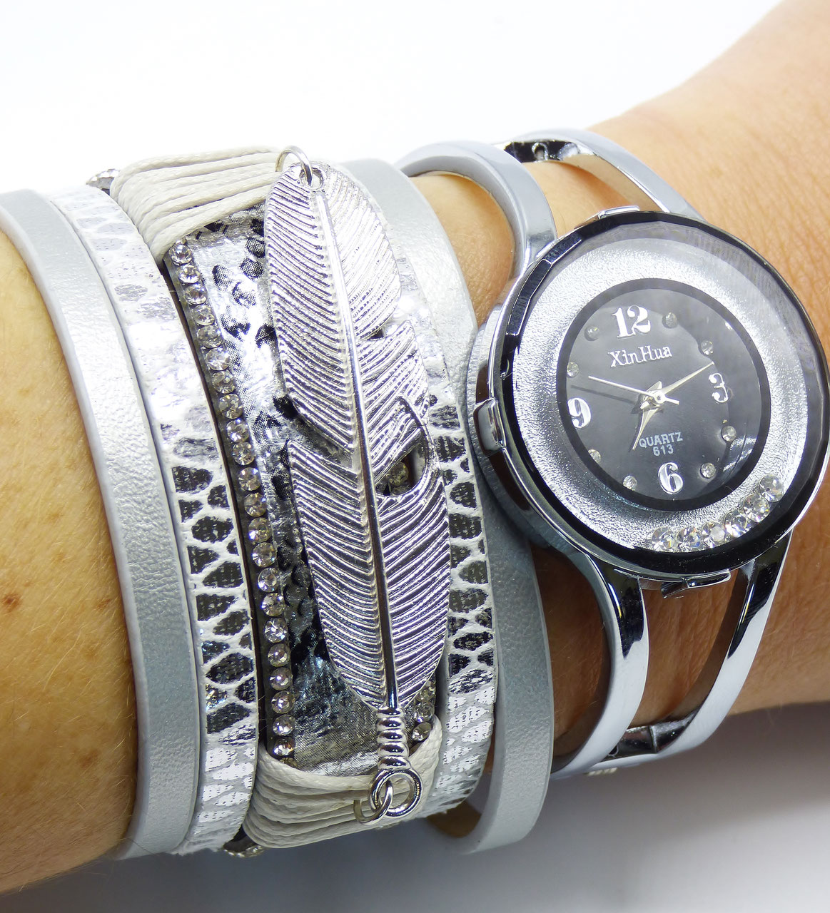 acheter pas cher bracelet manchette fine strass noirs