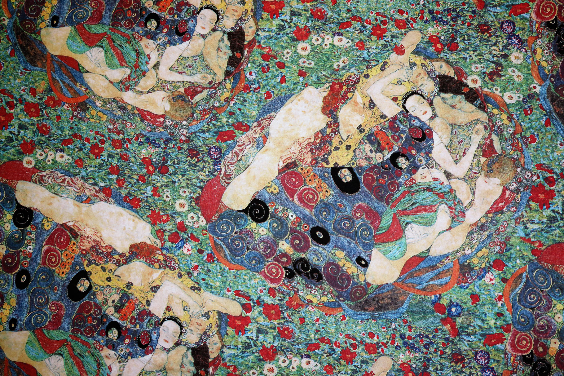 Parure e completi copripiumino - LETTO D'AUTORE - TESSUTI ...