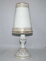 Schierholz´sche Porzellanmanufaktur Tischlampe Lithophanie Leuchte H. 52,0 cm, € 600,00