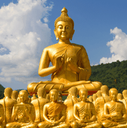 Goldene Buddhas, meditierend, eine sehr große und kleinere Buddha Figuren