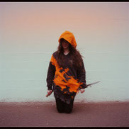 Quels sont les gestes naturels de défense contre un couteau ?