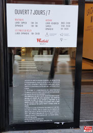Information sur le dispositif à une porte d'entrée de Westfield Vélizy 2.