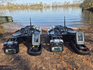 Huur Voerboot Voerboten Baitbaots Baitbaot Pulse Bleu Pulse Red pulse Black XR310 Toslon XR500 autopilot Carppilot pro onderwatercamera Toslon TF520 visvinder Fishfinders visvinders ToslonTF740 karpervisser Raymarine pro5 3DCarps karper huren voerboot