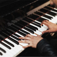 Yves Guichaoua, professeur diplomé cours de piano à LCJ Vaucresson, Garches, La Celle Saint Cloud, Bougival, Le Chesnay, Ville d'Avray