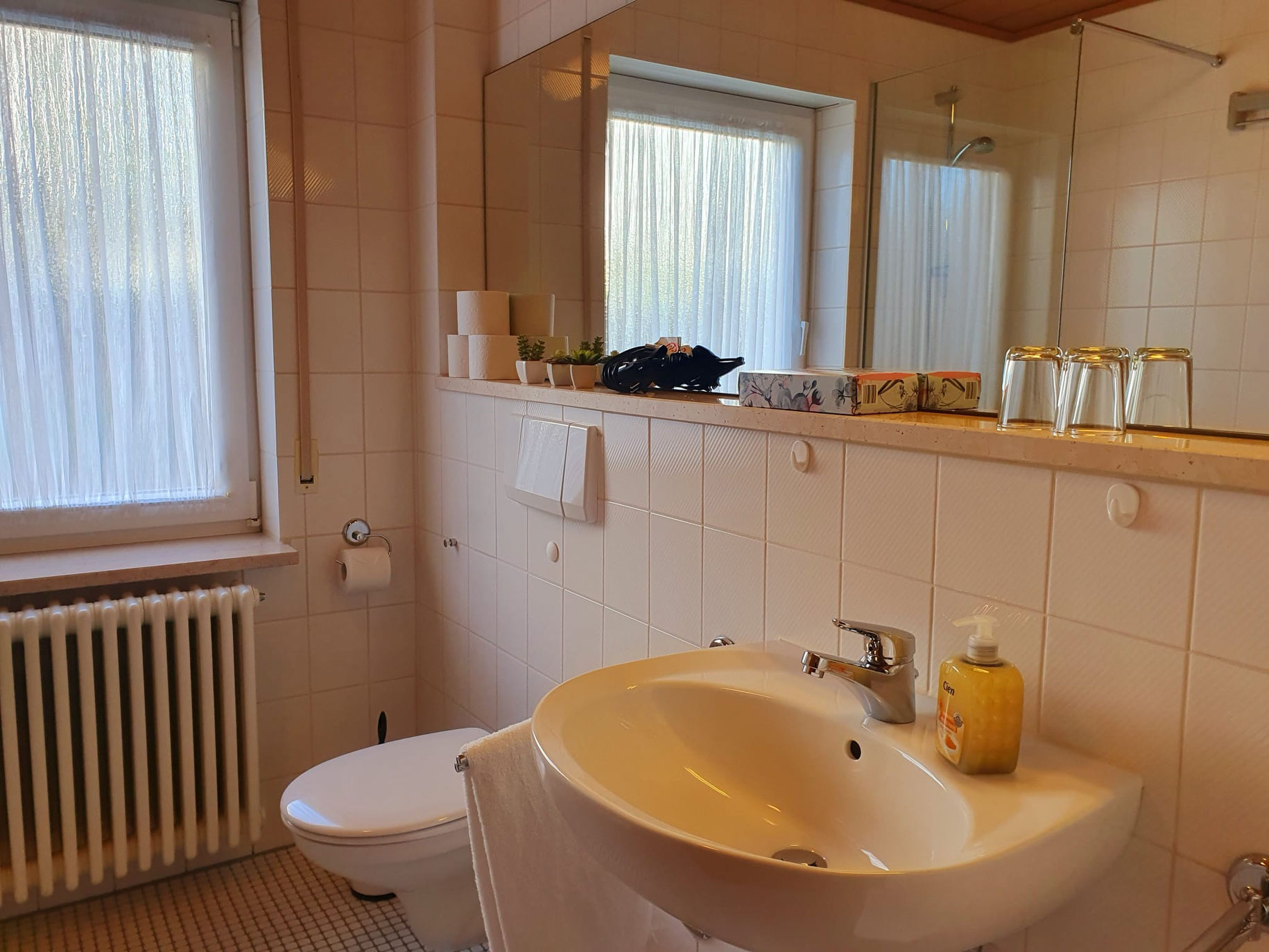 Bild: Ferienwohnung am Bodensee: Hagnau - Badezimmer Fewo 1 Haus Annette