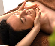 <img src="massage.jpg" alt="AKALANEWSこだわりの施術内容画像５">
