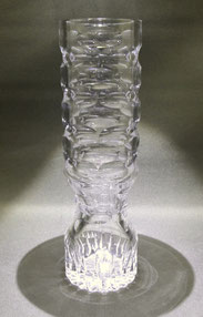 Stangenvase, Kristall 70er Jahre, Oberlausitz, Sternschliff, 25,0 cm, 1070 g.,€ 80,00