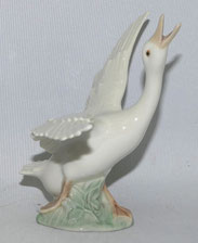 Lladro Spanien Porzellan Figur "Duck running" laufende Gans L. 11,5 cm, € 89,00