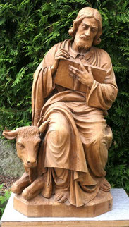 Große geschnitzte Figur "Evangelist Lukas" Zirbenholz hohl H. 104 cm B. 50 cm, € 2200,00