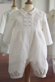 Barboteuse baptême bébé hiver en velours doublé polaire. Création française Fil de Légende. Boutique vêtements baptême bébé Paris, Neuilly-sur-Seine.