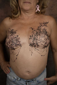 Sœurs d’Encre tatoueuses Rose Tattoo tatouage cancer du sein 24