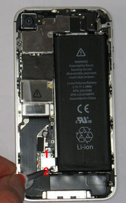 iphone4S電池取り付けネジ2箇所