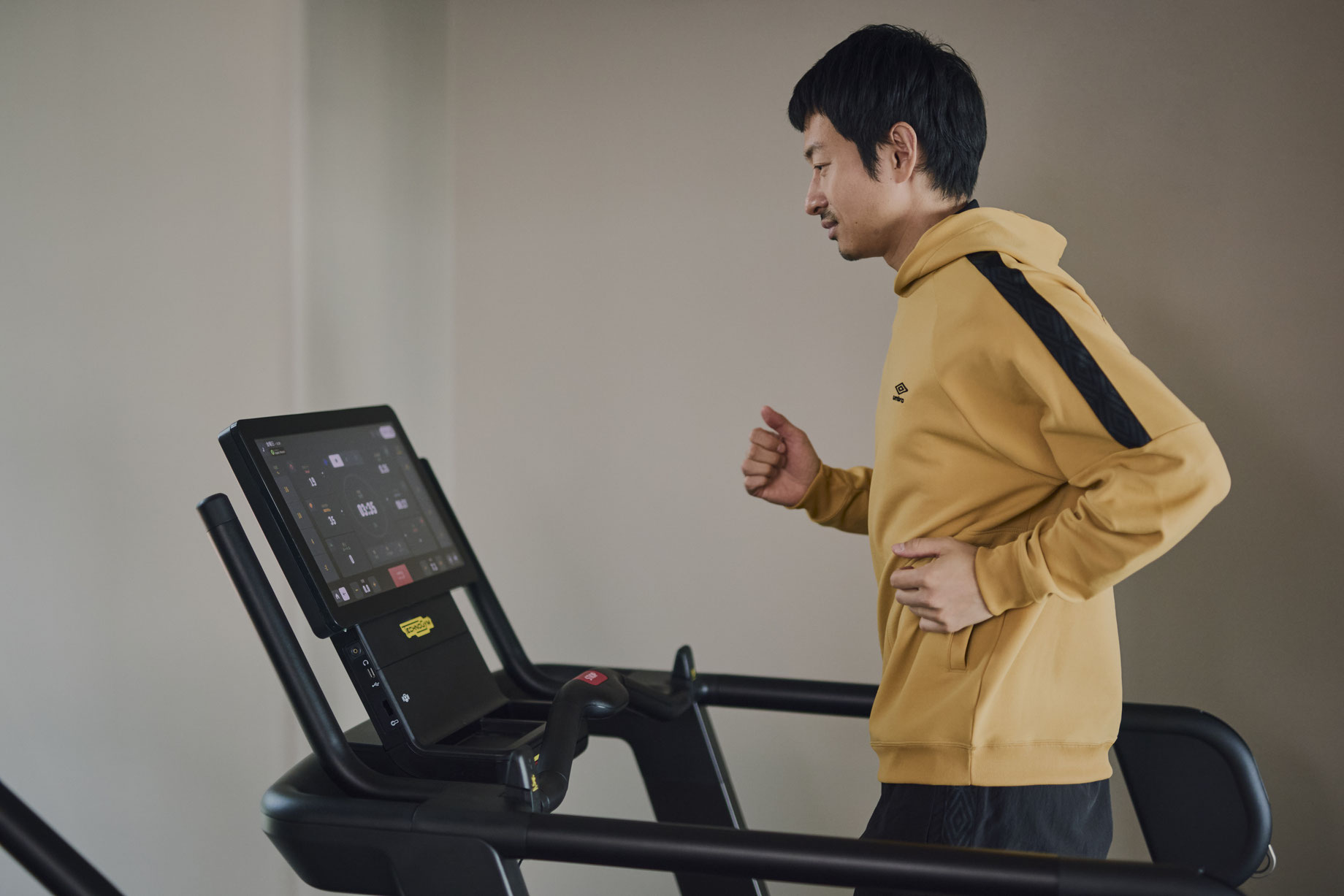 低酸素ルームでのランニング