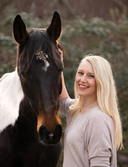 Theresa Hiemesch Trainerin für Horsemanship in Detmold