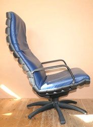 Antropovarius Design F.A. Porsche für Paltrona Frau 1980 blaues Leder H. 113cm, € 990,00