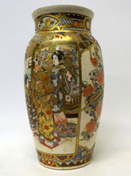 Große Japanische Satsuma Vase, Meiji Period, Gold dekoriert, Samurai, 30,5 cm, € 650,00