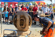 Jörg Müller Tageswettkampf Schweizermeisterschaft Kettensägenschnitzen 2014 Foto Maag-isch Maagisch magisch
