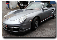 Porsche 911 Burdeos