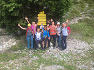 Blumenwiese, Yoga und Wandern in Österreich - Yogaretreat über Ostern im Bregenzerwald