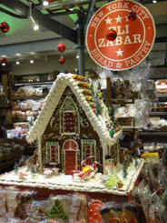 昨年、パン屋の店頭に飾ってあったオーソドックスなもの