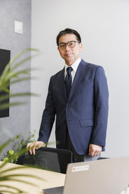 オーナーズビジョン株式会社　部長　今井清孝
