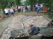 Fouilles archéologiques au château d'Eaucourt bilan au 07 août 2015.