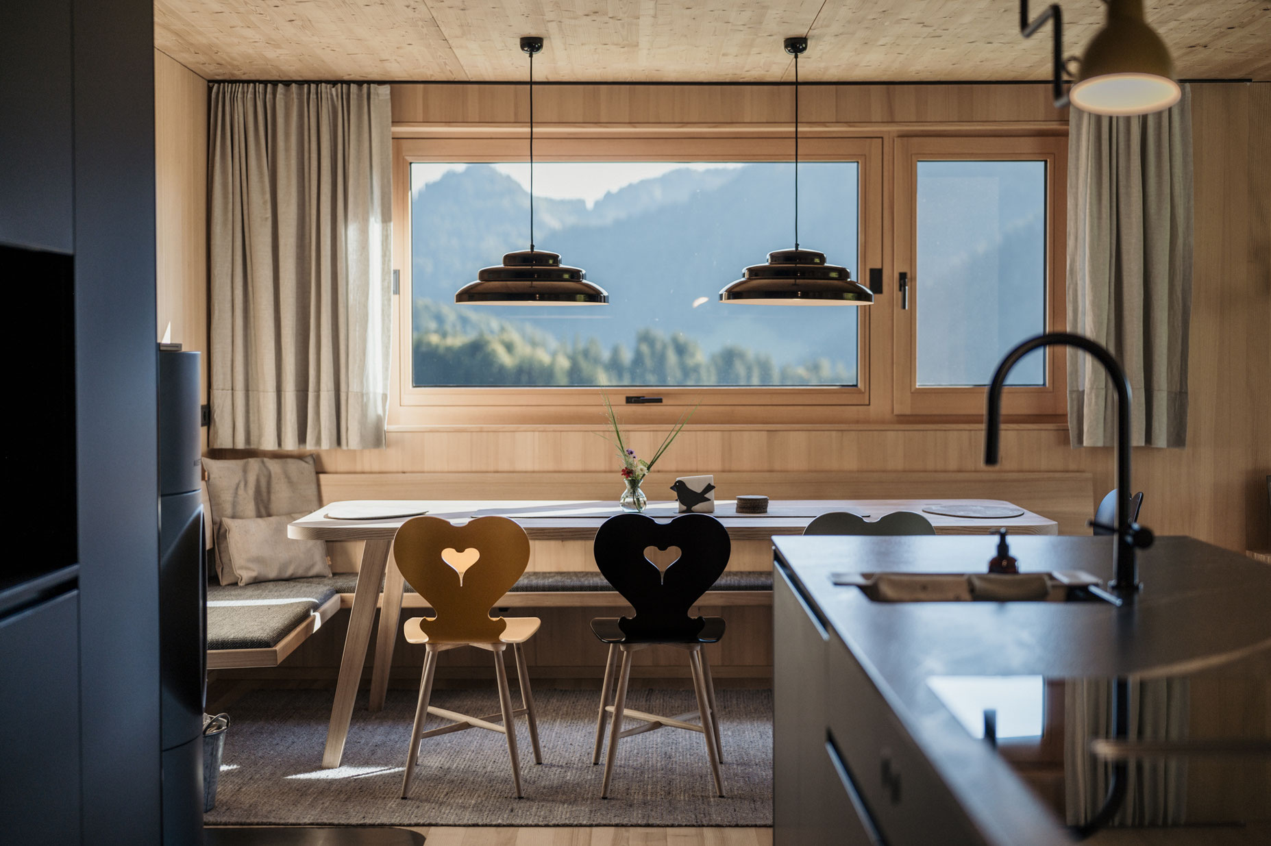 HALWINA HIDEAWAY • ein Liebesbrief an den Bregenzerwald | Ferienhaus in Vorarlberg • Member of Mountain Hideaways ©MarikaUnterladstätter