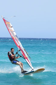 Windsurfen surfen diabetes sport leistungssport wassersport cgm fgm libre sensor insulin hypo