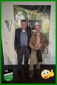 Hier im Bild mit VfL-Gesamt-vorstand Dr. Frank Jakobsen