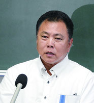県議補選に出馬表明する金城利憲氏=10日午前