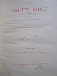 "La Sainte Bible" par l'Abbé Petit.