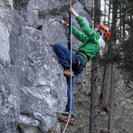 Kletterer am Klettersteig Poppenberg in Hinterstoder, Pyhrn Priel