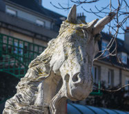 Einhorn-Statue in Saint Lô in der Normandie, erschaffen vom Künstler  Philippe Rebuffet