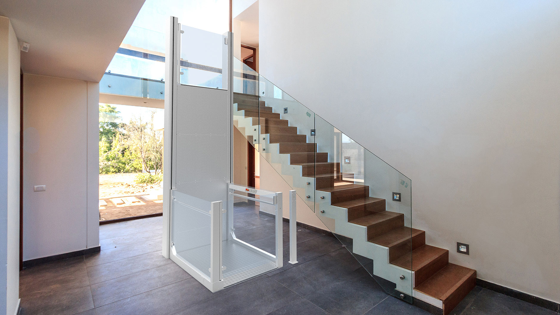 Plattformlift - H&R Aufzüge GmbH