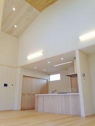 吹抜け・勾配天井